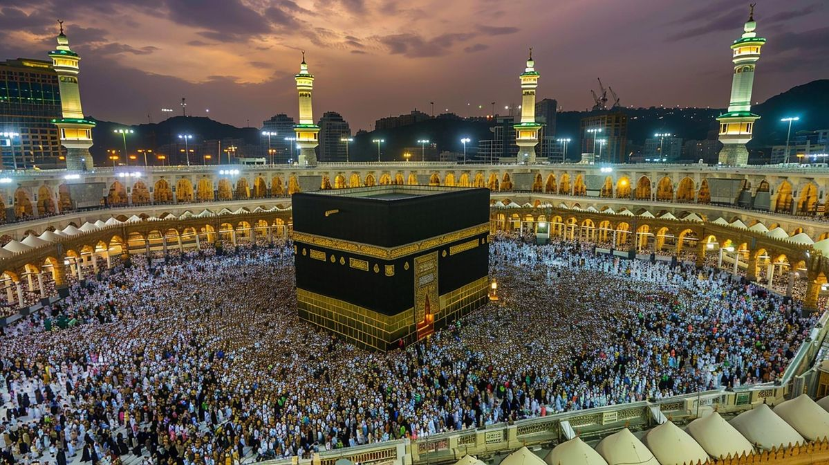 الحرم المكي ليلاً